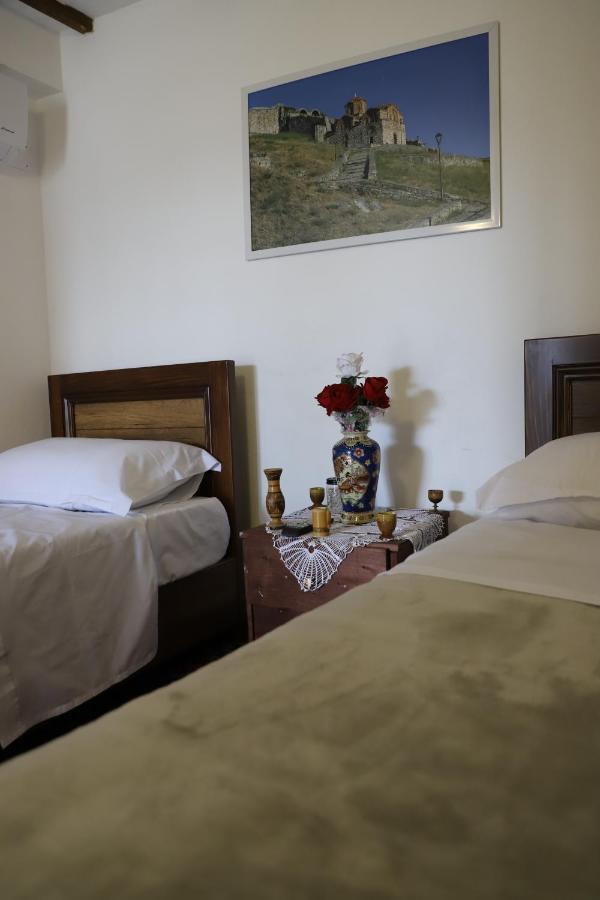 Guest House Maria - Berat Castle Экстерьер фото