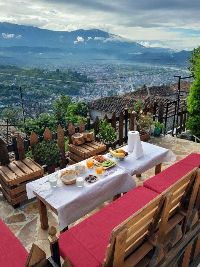 Guest House Maria - Berat Castle Экстерьер фото