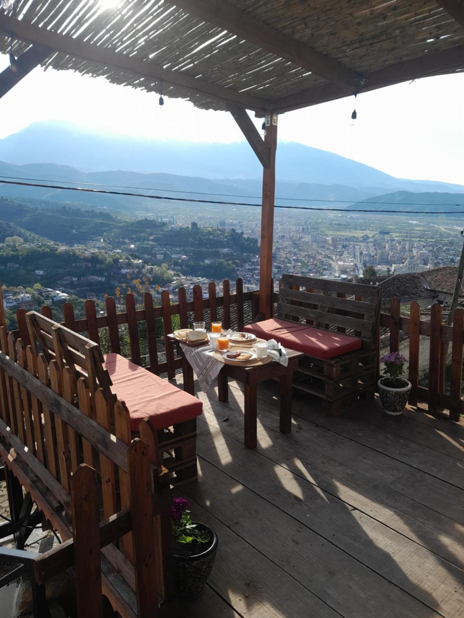 Guest House Maria - Berat Castle Экстерьер фото